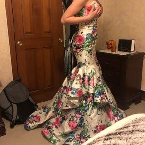 PROM DRESS
